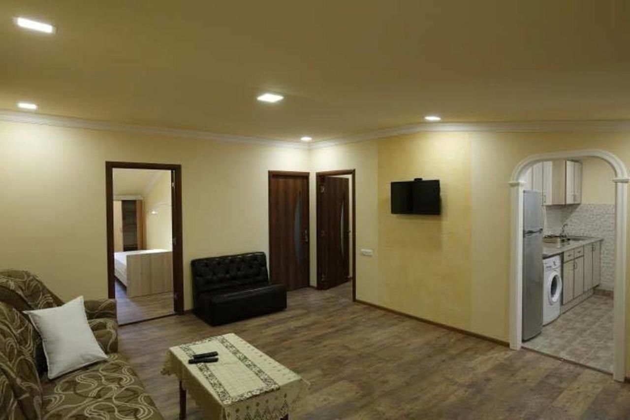 Хостелы Your Hostel Ереван-15